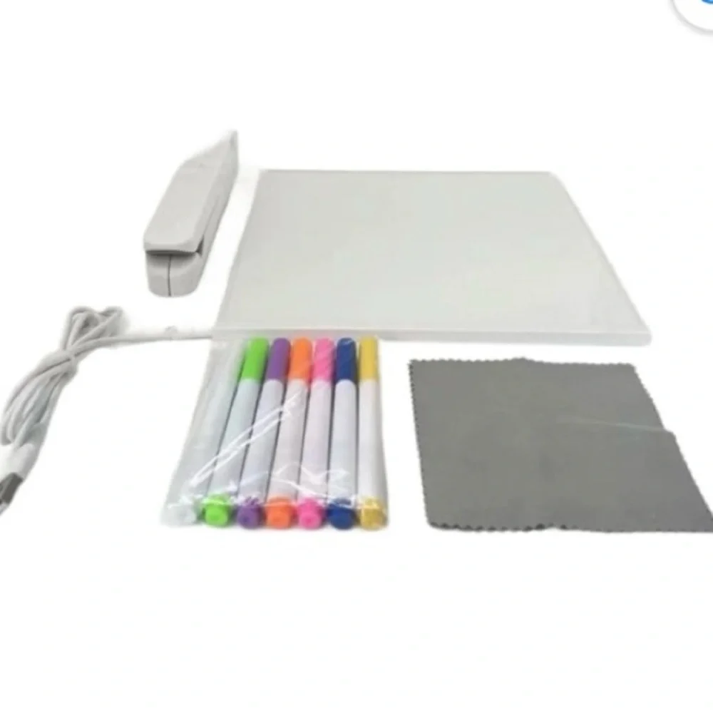 Glowing Acrylic LED Dry Erase Board with Stand 7 Color Markers USB Powered New